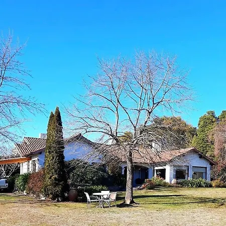 Golf - Casa De Huespedes Villa Tandil Exterior photo